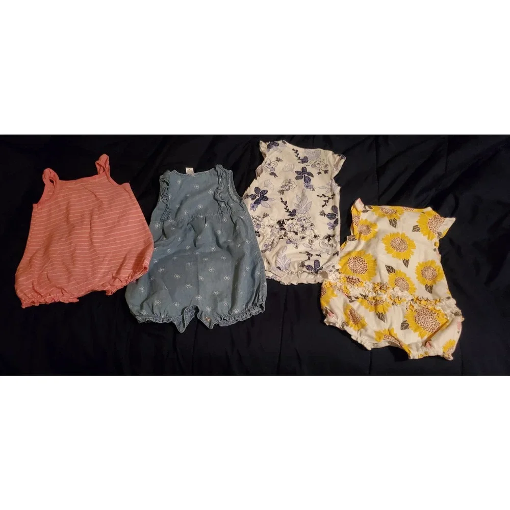 Carter's Rompers - Picture 1 of 2